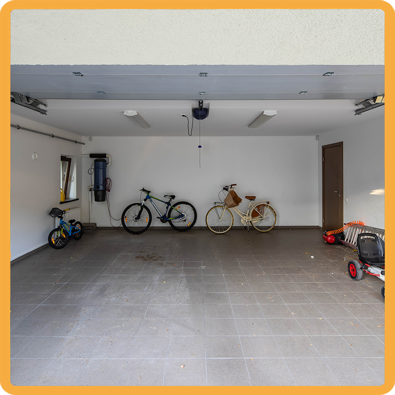 garage cleanouts hero